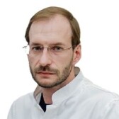 Чуриков Виктор Николаевич, офтальмолог-хирург