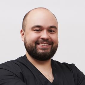 Григорьев Михаил Владимирович, стоматолог-терапевт