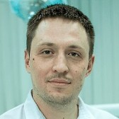 Ямалов Антон Равкатович, стоматолог-терапевт