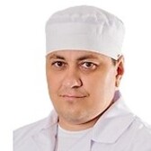 Фахрутдинов Руслан Ирекзянович, стоматолог-терапевт