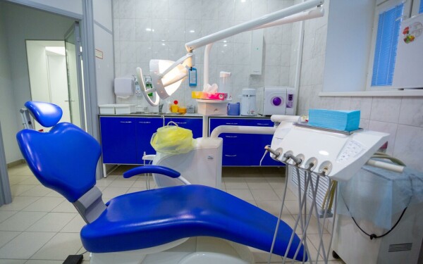 Стоматология «Зубок» (ранее «Зубная клиника»)