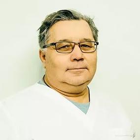 Клементьев Владимир Валерианович, стоматолог-терапевт