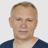 Шаталов Олег Алексеевич, офтальмолог-хирург