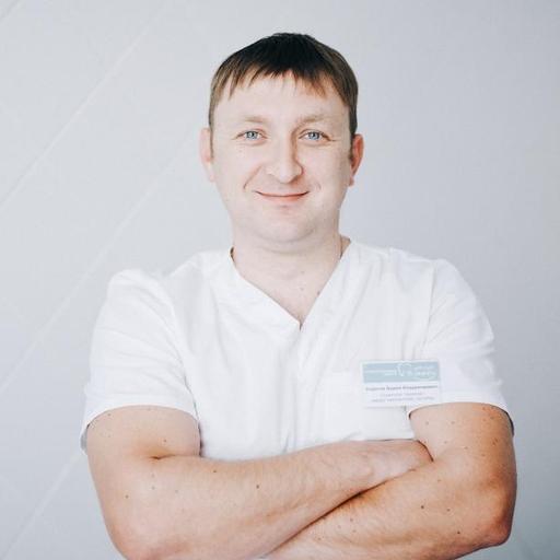 Коротов Вадим Владимирович, стоматолог-хирург