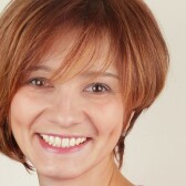 Николаева Аида Ниязовна, стоматолог-терапевт