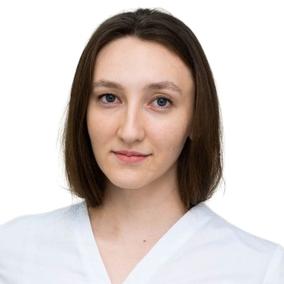 Жученко Евгения Павловна, стоматолог-терапевт