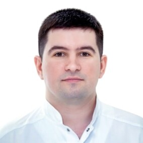 Новиков Илья Сергеевич, стоматолог-терапевт