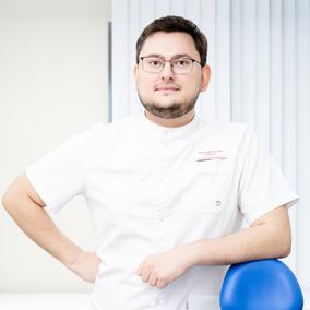 Кичигин Андрей Дмитриевич, стоматолог-терапевт