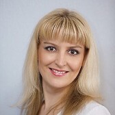 Попова Анна Владимировна, стоматолог-терапевт