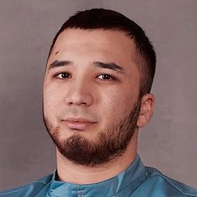 Атахонов Шамиль Дилшодович, стоматолог-терапевт