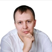Реутов Олег Александрович, рефлексотерапевт