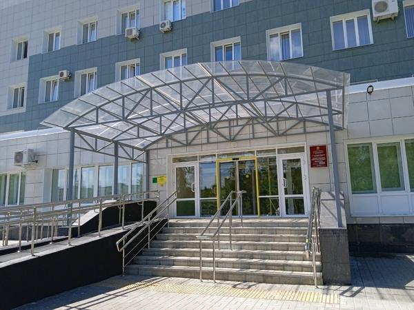 Областная поликлиника на 19 микрорайоне