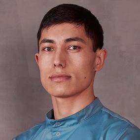 Эргашев Исмаил Обиджонович, стоматолог-терапевт