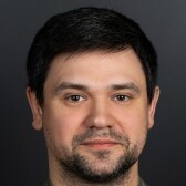 Мочалов Дмитрий Олегович, стоматолог-хирург
