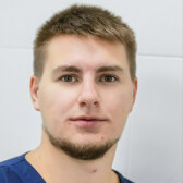 Фоминых Максим Анатольевич, стоматолог-хирург