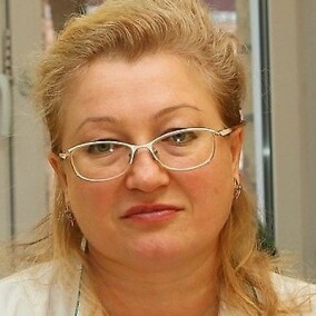 Астанина Юлия Георгиевна, невролог