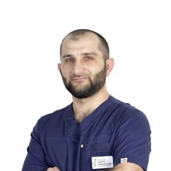 Магомедов Шамиль Алиасхабович, стоматолог-терапевт