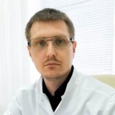 Луговой Артем Сергеевич, невролог