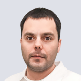 Железняков Александр Анатольевич, стоматолог-терапевт