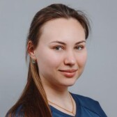Крамаренко Алена Олеговна, стоматолог-хирург