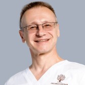 Семенов Олег Анатольевич, пластический хирург