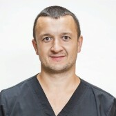 Афлетунов Ренат Рашитович, травматолог-ортопед
