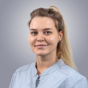 Козлова Мария Владимировна, стоматолог-терапевт