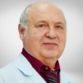 Исхаков Нияз Наильевич, кардиолог