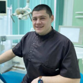 Гайдаш Максим Игоревич, стоматолог-хирург