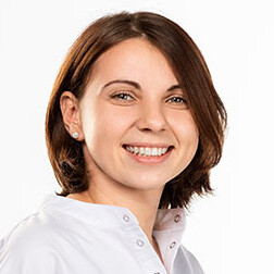 Еременко Наталия Евгеньевна, стоматолог-терапевт