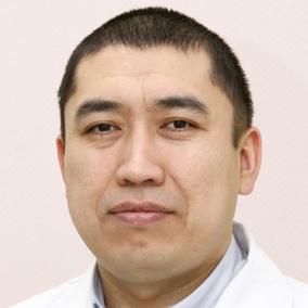 Топчуев Темирбек Жалалович, терапевт