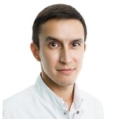 Ханов Ильяс Альгисович, стоматолог-хирург