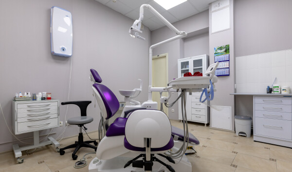 Центр имплантации ПрофДент, стоматологическая клиника