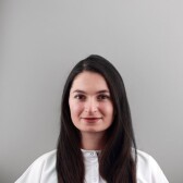 Зеленцова Илона Саркисовна, стоматолог-хирург