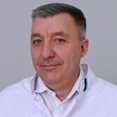 Чудовский Артем Дмитриевич, офтальмолог-хирург