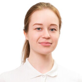 Маринова Елена Андреевна, стоматолог-терапевт