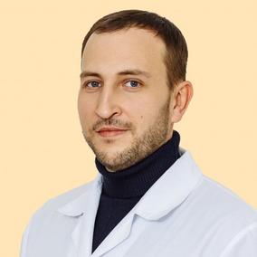 Асташкин Павел Александрович, хирург