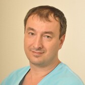 Макушев Денис Ильич, сосудистый хирург