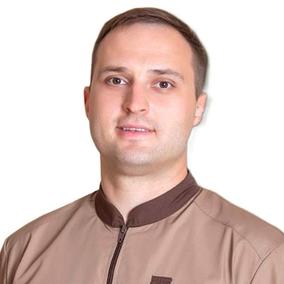 Шукелович Виталий Юрьевич, стоматолог-терапевт