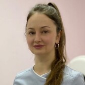 Полуцкая Ксения Евгеньевна, офтальмолог