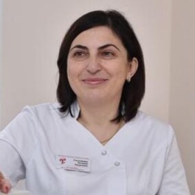 Газданова Залина Заурбековна, офтальмолог