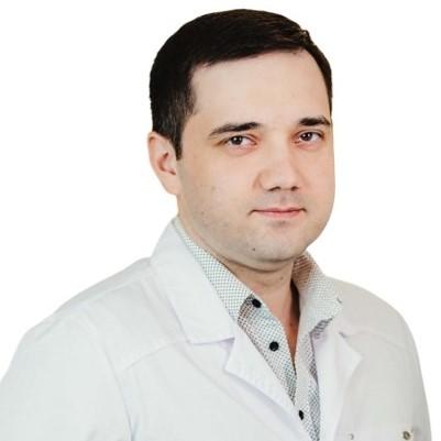 Хакуринов Заур Юрьевич, кардиолог