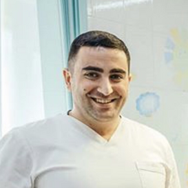 Казарян Гегам Мамиконович, стоматолог-терапевт