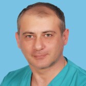 Ильядис Дионис Михайлович, стоматолог-хирург