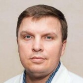 Меньщиков Владимир Анатольевич, нейрохирург