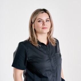 Савицкая Юлия Сергеевна, стоматолог-терапевт