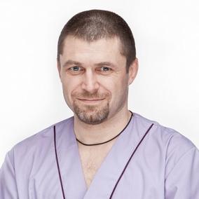 Каприелов Карен Александрович, остеопат