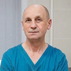 Захаренко Игорь Ефимович, стоматолог-хирург