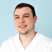 Ананич Артём Юрьевич, стоматолог-терапевт