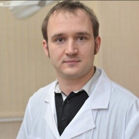 Суров Роман Викторович, хирург